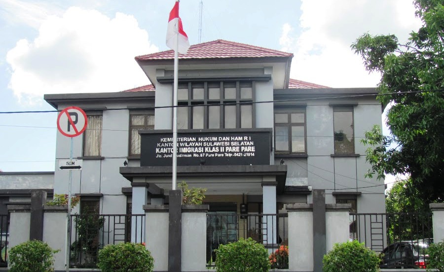 Kantor Imigrasi Kelas II Parepare kembali membuka layanannya kepada warganegara Indonesia (WNI) untuk pembuatan Paspor RI