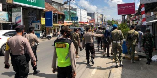 22 Warga Covid-19, Petugas Yustisi Aktif Kampanye 3M di Pinrang