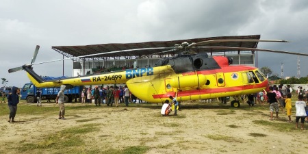 Percepat Penyaluran, Distribusi Logistik Dilakukan Melalui Udara