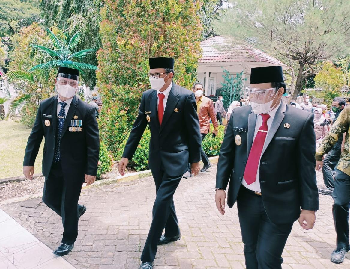 Nurdin Abdullah Takjub Lihat Anjungan Sungai Mata Allo Enrekang