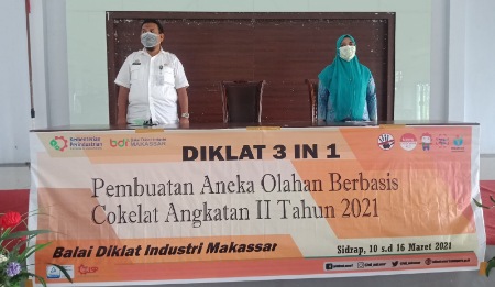 IKM/UMKM Bumdes dan Kelurahan di Sidrap Dilatih Buat Aneka Olahan Coklat
