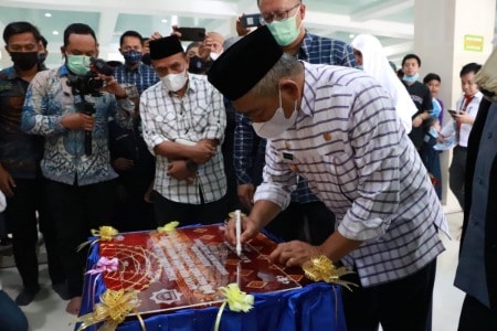 Diresmikan Gubernur Sulbar, Wonomulyo Miliki Masjid dan Pasar Digital