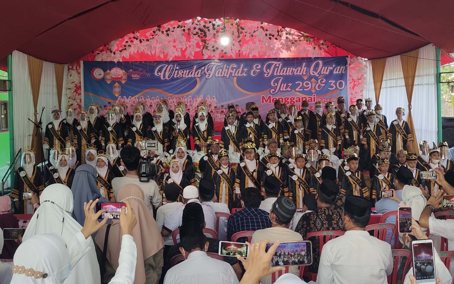 Wisuda Tahfidz & Tilawah Qur’an, SDIT AL-INSAN Pinrang Mewisuda 90 Peserta Pada Tahun Ini