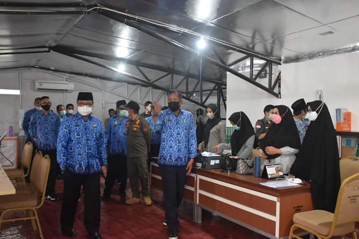 Hari Pertama Kerja Pasca Idul Fitri, Sekprov Sulbar Monitoring ASN