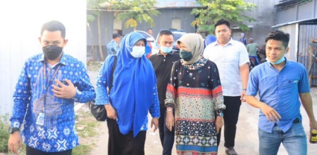 Reses di Kebun sayur Parepare Anggota DPR RI Hasnah Syam Terapkan Standar WHO Reses di Kebun sayur Parepare Anggota DPR RI Hasnah Syam Terapkan Standar WHO