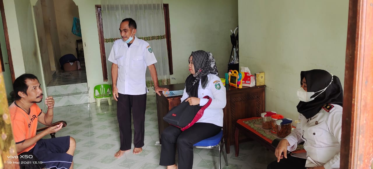 Wujud Kepedulian, BKPSDMD Parepare Kunjungi ASN Sakit Hingga Uruskan Kenaikan Pangkat