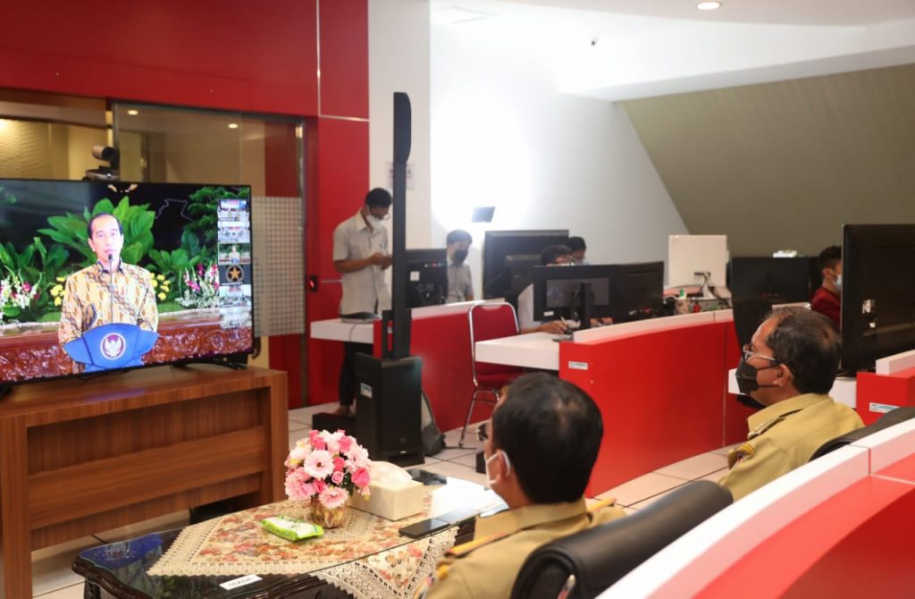Danny Pomanto mengikuti rapat virtual bersama Presiden RI, Jokowi beberapa waktu lalu