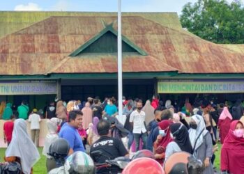 Ribuan Warga Datangi Makodim 1404 Pinrang