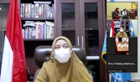 Naoemi Octarina Sebut Pemenuhan Gizi Keluarga Bisa Dari Pekarangan Rumah Naoemi Octarina Sebut Pemenuhan Gizi Keluarga Bisa Dari Pekarangan Rumah