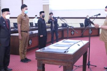 Sekprov Sulsel Lantik 46 Pejabat Eselon III dan IV