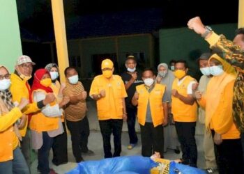 Salurkan Bantuan Gempa Bagi 250 KK, Taufan Pawe Disambut Bupati Majene