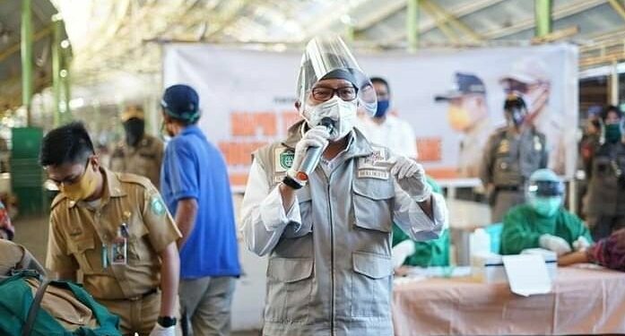 Wali Kota Parepare Ingatkan Warga Jika Ada Gejala Jangan Tunggu Parah Baru ke Rumah Sakit Wali Kota Parepare Ingatkan Warga Jika Ada Gejala Jangan Tunggu Parah Baru ke Rumah Sakit