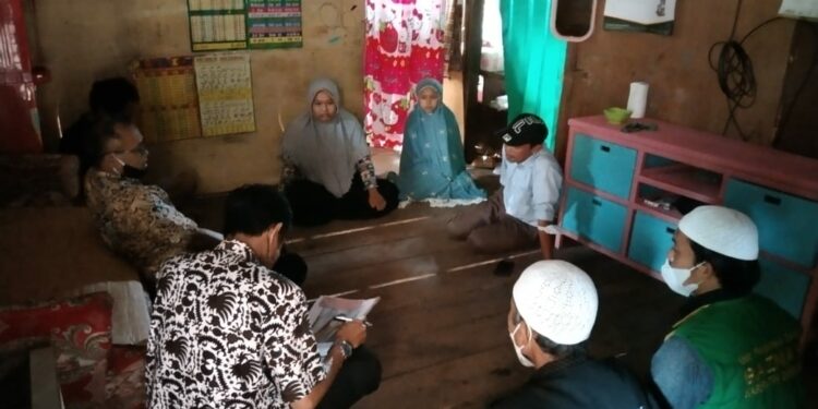 Pastikan Bantuan Tepat Sasaran, Ketua Baznas Enrekang Turun Langsung ke Mustahiq
