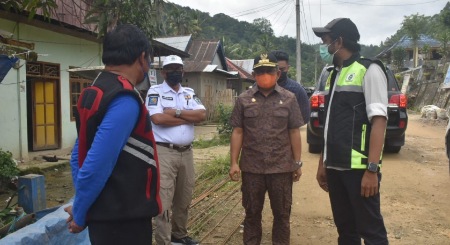 Gubernur Sulbar Target Jalan Mambi-Mala’bo Tuntas Tahun Ini Gubernur Sulbar Target Jalan Mambi-Mala’bo Tuntas Tahun Ini