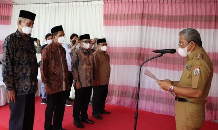 Kukuhkan Pengurus Dewan Pendidikan, Gubernur Sulbar Harap Independen dan Profesional Kukuhkan Pengurus Dewan Pendidikan, Gubernur Sulbar Harap Independen dan Profesional
