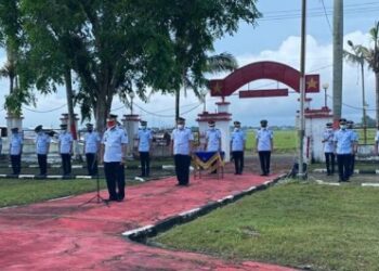 Kenang Jasa Pahlawan, Jajaran Rutan Sidrap Ziarah dan Tabur Bunga di TMP Mario