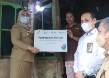 403 KK di Sulbar Terima Donasi Penyambungan Listrik Gratis
