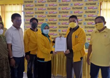 Erna Rasyid Taufan jadi Pendaftar Pertama Musda Golkar Parepare