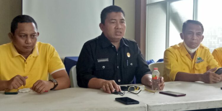 Golkar Parepare Geram, TQ Tuding Taufan Pawe Paksakan Erna Rasyid Taufan Menang di Musda Golkar Parepare Geram, TQ Tuding Taufan Pawe Paksakan Erna Rasyid Taufan Menang di Musda