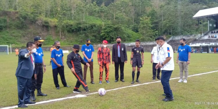 Buka Liga 3 Sulsel Grup E, Bupati Enrekang Minta Pemain Sportif