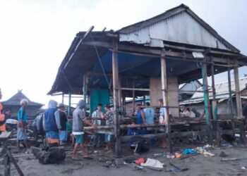 Belasan Rumah Warga di Pinrang Rusak Diterjang Gelombang dan Angin Kencang