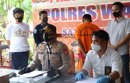 Tersinggung Berujung Maut di Tempat Karaoke, Kurang 24 Jam Polres Wajo Bekuk Pelaku Tersinggung Berujung Maut di Tempat Karaoke, Kurang 24 Jam Polres Wajo Bekuk Pelaku