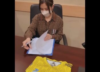 Artis Cantik Ini Kini Punya Klub Bola