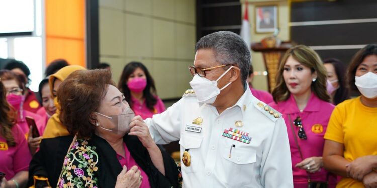 Pengurus Ikatan Wanita Tionghoa Indonesia Sulsel Tersanjung Atas Sambutan Taufan Pawe