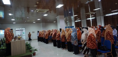 Ketua DWP Unit IAIN Parepare Pamit di Pertemuan Rutin Ketua DWP Unit IAIN Parepare Pamit di Pertemuan Rutin