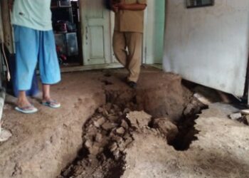 Tanah Bergerak, Ratusan Rumah di Kabupaten Tegal Rusak Berat