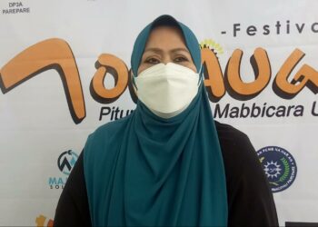 Erna Rasyid Taufan Apresiasi Festival Tomaugi sebagai Ajang Pelestarian Bahasa Daerah