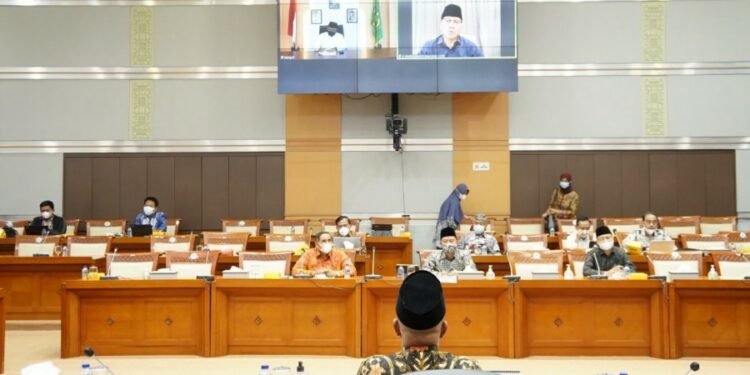 Menag Usulkan Biaya Ibadah Haji Tahun Ini Sebesar 45 juta Menag Usulkan Biaya Ibadah Haji Tahun Ini Sebesar 45 juta