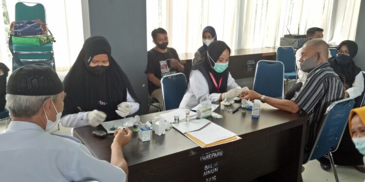 Vaksin Influenza, Calon Jamaah Haji Parepare Membayar Rp300 Ribu