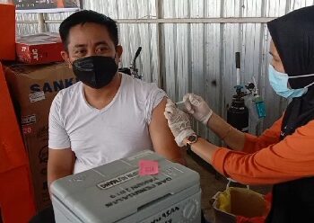 Vaksin Booster, Anggota Dewan Saenal Rosi: Alhamdulillah Tidak Ada Masalah