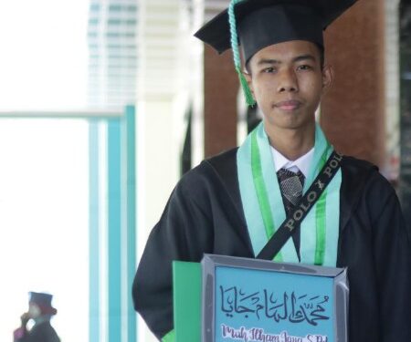 Kerap Harumkan Nama IAIN Parepare, Kini Ilham Lulus Terbaik dengan IPK 4,0, Apa Tipsnya?