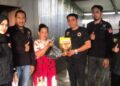 Garda Pemuda NasDem Sidrap Bagikan Sembako Plus Migor Gratis di Tonrong Rijang Garda Pemuda NasDem Sidrap Bagikan Sembako Plus Migor Gratis di Tonrong Rijang