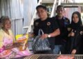 Lagi, Garda Pemuda NasDem Sidrap Bagi-bagi Minyak Goreng Gratis Lagi, Garda Pemuda NasDem Sidrap Bagi-bagi Minyak Goreng Gratis