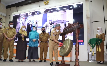 Hadiri Musrenbang di Majene, Gubernur Sebut 90 Persen Janjinya telah Diintervensi Hadiri Musrenbang di Majene, Gubernur Sebut 90 Persen Janjinya telah Diintervensi