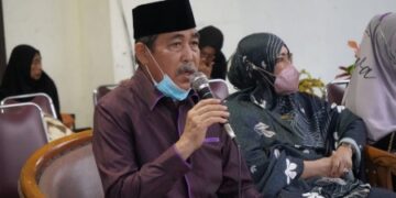 424 Mustahik dan 139 Honorer di Pitu Riawa Terima Zakat, Dollah Mando: Mari Selalu Bersyukur