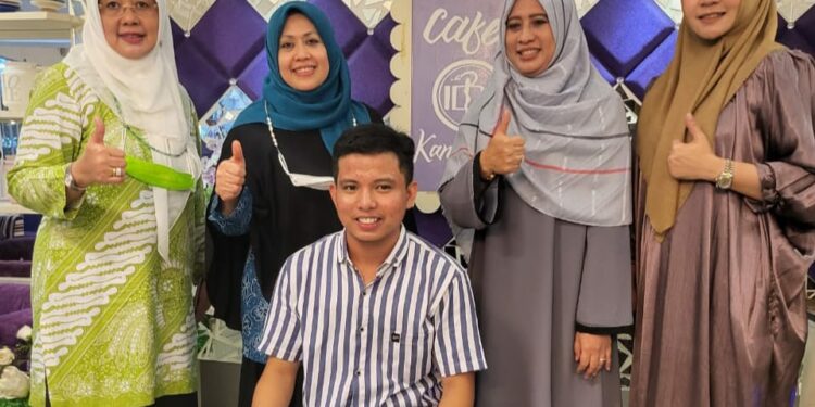 Erna Rasyid Taufan Jadikan Momen Berkumpul Dengan Beberapa Ketua PKK Tes Hapalan Quran 