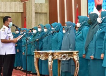 Lantik Pengurus PKK Sulsel, Andi Sudirman Ingin Pokja Hadirkan Program Unggulan