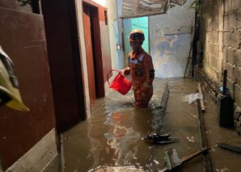 Banjir Masuk ke Pemukiman, 57 KK Berhasil Dievakuasi di Depok