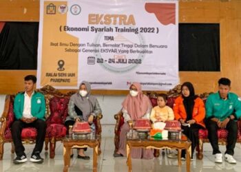 Gelar EKSTRA 2022, HMPS Ekonomi Syariah IAIN Parepare Dapat Pujian dari Dekan