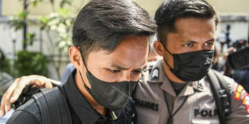 Nyanyian Bharada E Soal “Skenario Palsu” di Rumah Sambo