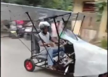 Sarjana Hukum di Enrekang Ini Rakit Pesawat Terbang