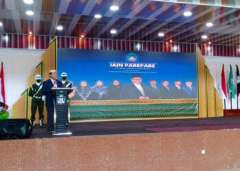 Rektor IAIN Parepare, Dr K. Hannani, M. Ag saat membuka kegiatan PBAK di IAIN Parepare, Senin (22/8/2022)