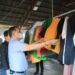 Inspektur Wilayah I Kemenkumham, Icon Siregar mengunjungi pabrik garmen produksi warga binaan Lapas kelas 1 Makassar, Senin (29/8/2022)