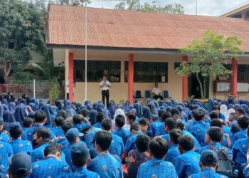 Kunjungan Kadisporapar Parepare, Amarun Agung Hamka di SMPN 10 Parepare disambut antusias ratusan siswa, Kamis (15/9/2022)