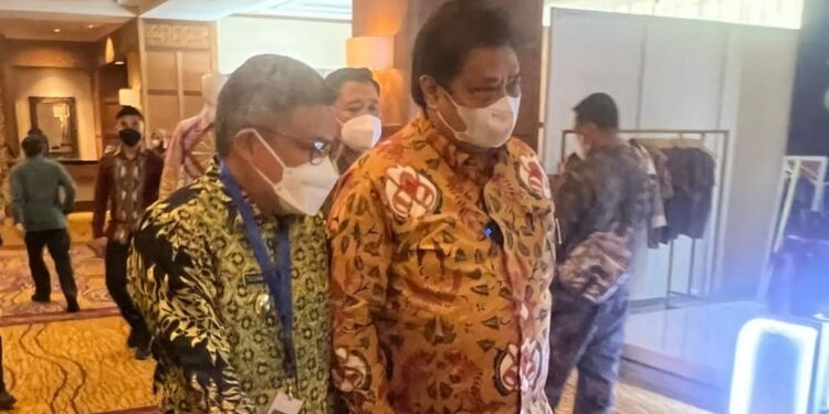 Jabat Ketua Tim Pengendalian Inflasi Pusat, Airlangga Hartarto Minta Taufan Pawe Kendalikan Inflasi di Parepare