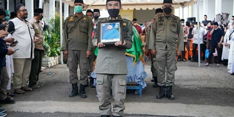 Hj. Djuleha Muis, Istri Wawali Kota Parepare Tutup Usia, Taufan Pawe : Sosok Suri Teladan